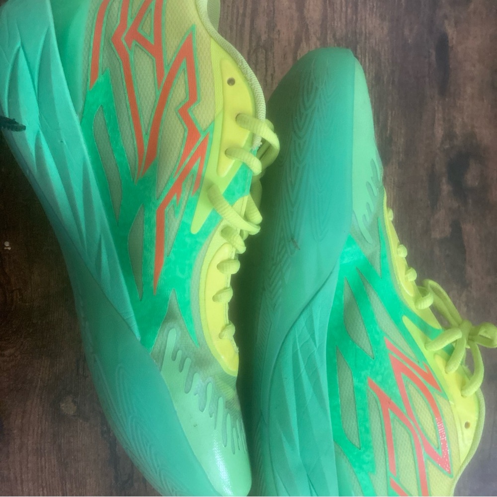 Lamelo ball shoes basketball